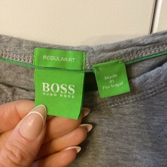 Men’s Hugo Boss shirt - Picture 4 of 4